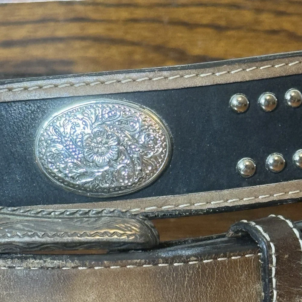 Men's Leather Western Studded Concho Belt Size 40 Black Brown Silver Tone Buckle